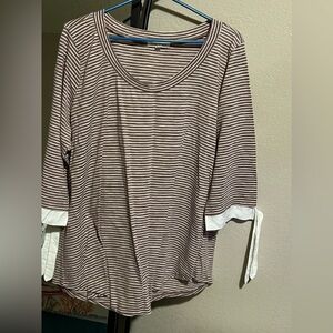 Stitch Fix Honey Punch Nathalee Tie Sleeve Detail Knit Top Dark Pink NWOT